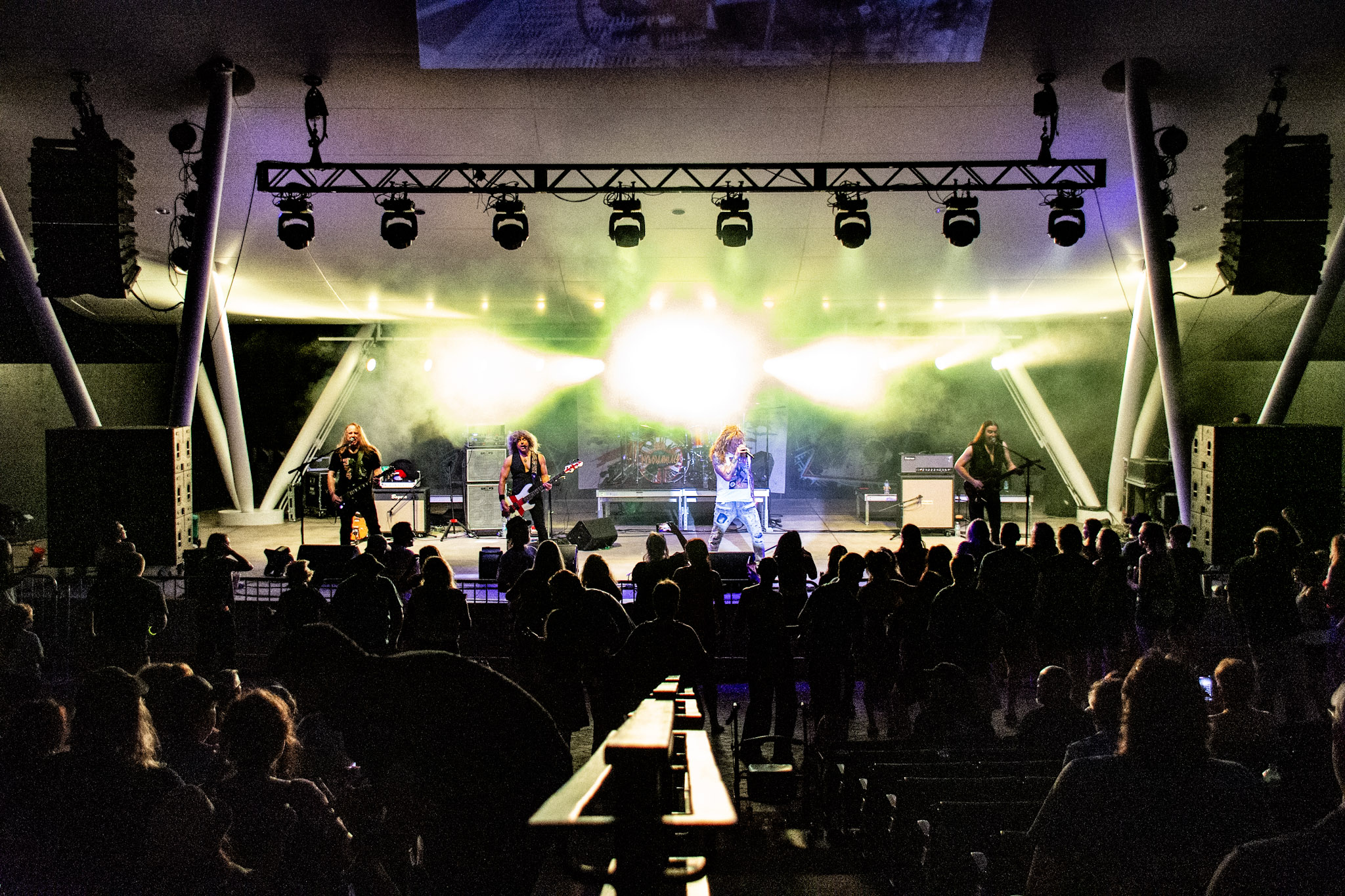 Pyromainiacs-on-stage